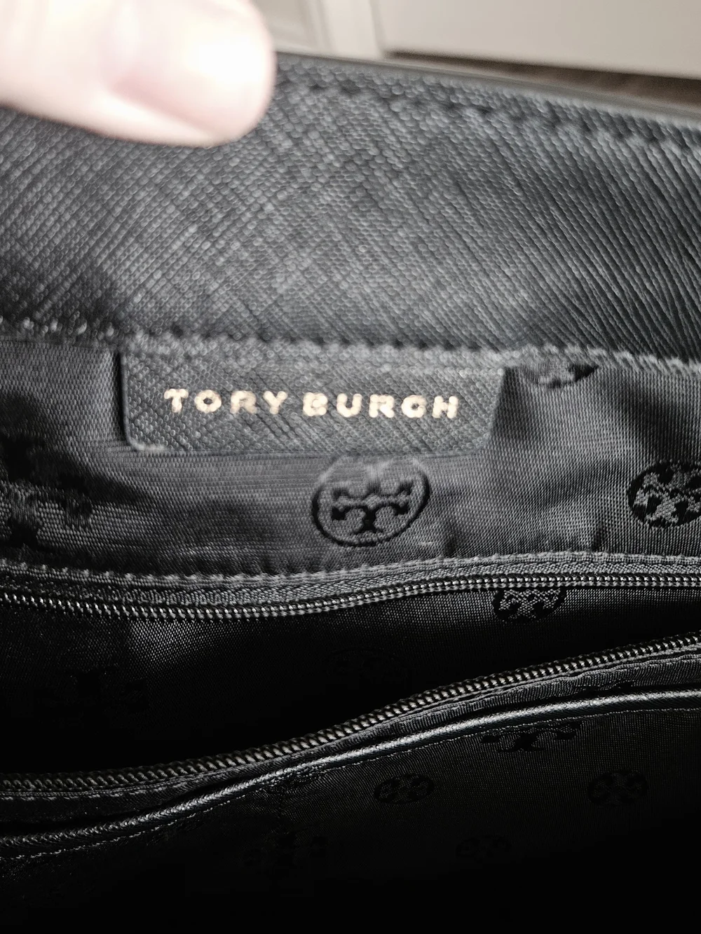Tory Burch Black Leather Tote with Gold Logo - Picture 6 of 7